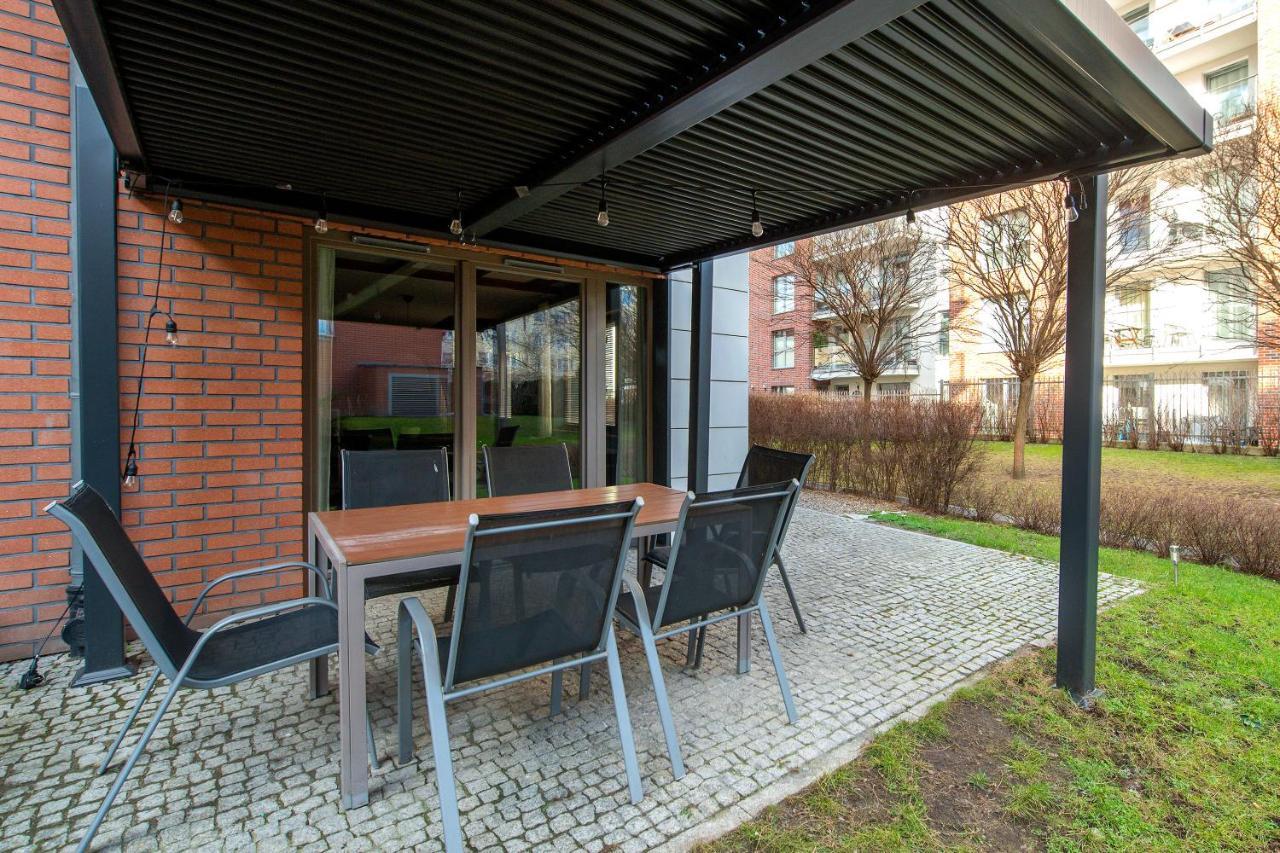 Waterlane Riverside - Spa, Pool, Gym & Parking By Downtown Apartments Gdańsk Kültér fotó